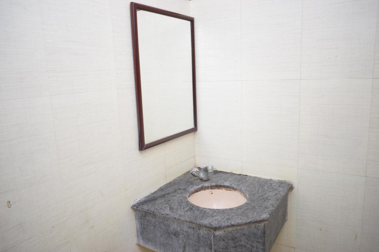 Pms Guest House ポンディシェリ エクステリア 写真